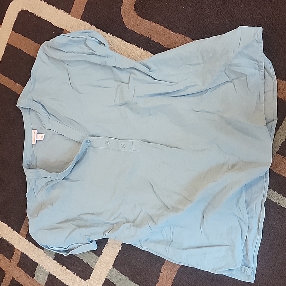 Small Target lounge top